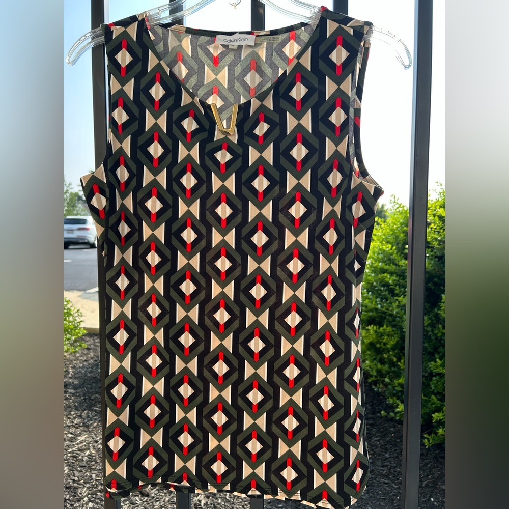 Calvin Klein Geometric Print Sleeveless Tank Top - Black, Cream & Red